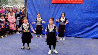 Nkauj hmong dance