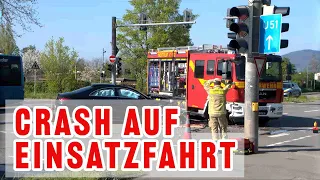 Auf Einsatzfahrt: Mercedes kracht in Heidelberg frontal in Feuerwehrfahrzeug