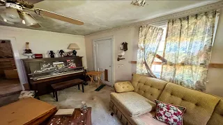 Exploring Grandma's Abandoned House- She Passed Away In Her Sleep Leaving Everything Behind.