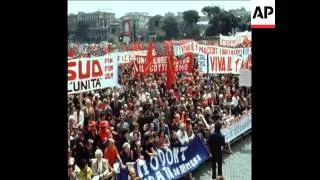 SYND 1-5-72 ROME MAY DAY PARADE