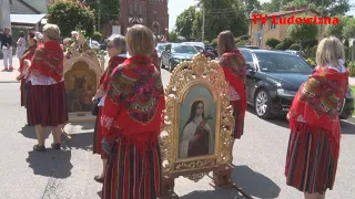 Wyjątkowa procesja Bożego CIAŁA w KOŁBIELI ~ Panie kultywują tradycję i wkładają LUDOWE STROJE !