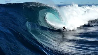 SURFING A WAVE WITHIN A WAVE! STAND-UPS AND BODYBOARDERS TRADE OFF FLYING!