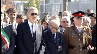 Roger Waters Unveils Memorial To His Father