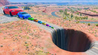 Giant & Small Cars vs Giant Pit – BeamNG.Drive