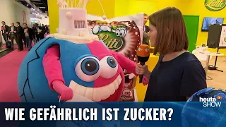 ZUCKERSCHOCK! Hazel Brugger auf der Süßwarenmesse | heute-show Classics