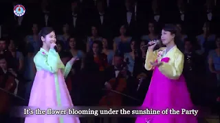 Young People of the Farm - Female Quintett and Sand Art (DPRK Song)