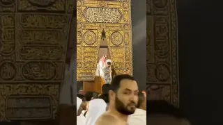 Lucky people entering inside #Kaaba #alhamdulillah #shorts #viral #yt #ytshorts