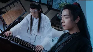 Lanzhan finally hid Weiying in his room and silently played Guqin to heal his sweetheart