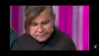 Оригинал мема, который все ищут. "Вам 46 лет? " "Я не крашусь, у меня аллергия на краску"