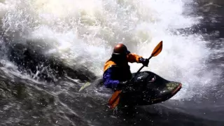 Freestyle Kayaking on Buseater and The Ruins - Springtime Canada 2016