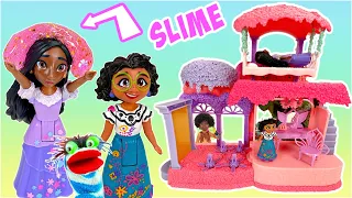 Fizzy Turns Slime into Encanto Isabela's Magical Garden Room Playset