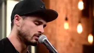 Michael Malarkey The Other Side of Town Live And Interview | London Live