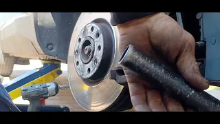 change front brake disc/pads Peugeot 3008 171