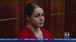 Judge to decide if Courtney Clenney can be released on bond