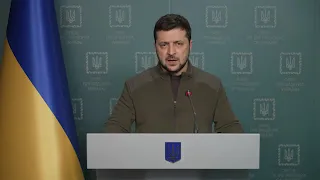 Звернення Зеленського: ми відбудуємо себе, а Росія знищить в себе все, що досягла за 25 років