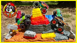 Hot Wheels Monster Trucks UNBOXING - ARENA SMASHERS Ultimate Crush Yard & Car Jump Challenge