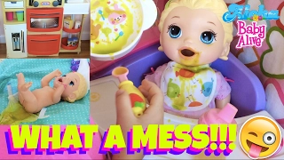 ☘️ Baby Alive Snackin' Lilly Eats Green Food that Skye Prepared in Her Kitchen & Makes a Huge Mess!