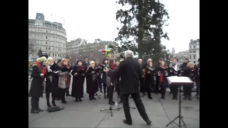 Shchedryk Щедрик Trafalgar Square English original (not C.O.B. words), then in Ukrainian .