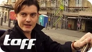 Sam Riley ("Maleficent - Die dunkle Fee") bei Stars in Cars | taff