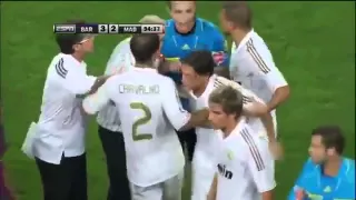 Real Madrid vs Barcelona Mesut özil,Marcello & David Villa Red Card!