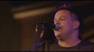 Bowling For Soup - "Turbulence" from Acoustic In A Freakin' English Church