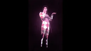 Queen - Death on two legs live at Earls Court 1st night 1977 (instrumental)