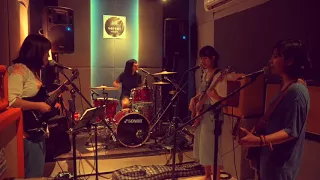 Soal Asmara - Flower Girls (Tribute To Dara Puspita) Rehearsal @velvet_pejaten