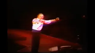 Neil Diamond - "Morningside" & "Shilo" Live New York City (MSG) August 16,1992