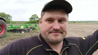 Kronos витримав, сіємо ДКС 3939 в пісок, John deere 6610 в шоці, сівалка пірнає по раму.