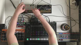 (Melodic) Jam 033 Ft Roland TR8-S, JU-06A, Volca Bass & Beats And behringer Crave