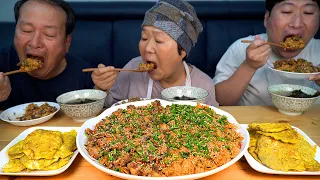 Cockles Bibimbap, Beef pancake, Seaweed soup - Mukbang eating show