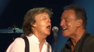 Paul McCartney & Bruce Springsteen - I Saw Her Standing There  - Madison Square Garden 9-15-17