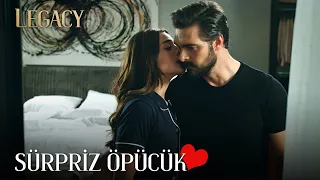 Seher'den Yaman'a öpücük 😘  | Emanet 244. Bölüm