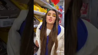 Дина + m&m 😻💖/много сладости /dina/nutella dina/дина тикток/дина саева/tiktok/kinder