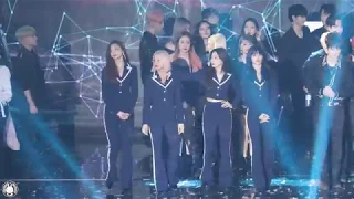 [4K] 190424 트와이스 직캠 '단체사진' TWICE Fancam @더팩트 뮤직어워드 인천남동체육관 By 벤뎅이