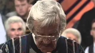 The Lord Still Lives in This Old House [Live] - J.D. Sumner and The Stamps Quartet