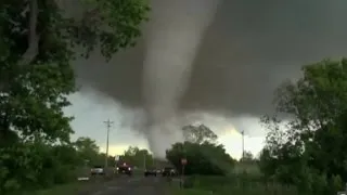 Deadly tornadoes rip through Oklahoma