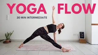 30 min Full Body Yoga Flow | Beginner to Intermediate Vinyasa Yoga