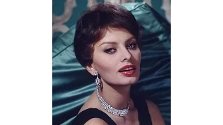 SOPHIA LOREN "YOU WANNA BE AMERICANO" (SOPHIA LOREN PICTURES) BEST HD QUALITY