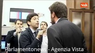 LITE DI BATTISTA M5S E SPERANZA PD IN SALA STAMPA