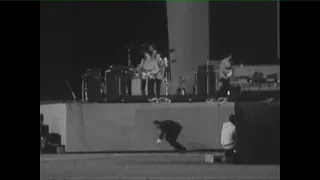 The Beatles - Live At Shea Stadium - August 15, 1965 - Newsreel Footage - Best Quality