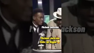 Micheal Jackson dabs up Biggie #shorts #dab #biggie #michaeljackson #grammys #tiktok #youtube #cool