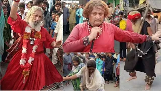 DATA DARBAR URS 2022 / Devotees Traditional Dances 'Dhamaal' in  Urs Celebration in Lahore