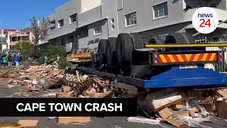 WATCH | Truck collides with several cars on Kloof Nek Road in Cape Town