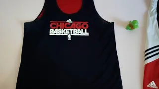 Обзор легендарной баскетбольной формы CHICAGO BULLS