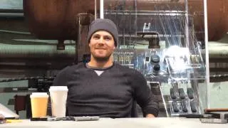 'Arrow' star Stephen Amell teases the 'Flash' crossover episodes - Part 2