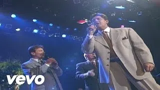 Bill & Gloria Gaither - What a Savior [Live] ft. Ernie Haase