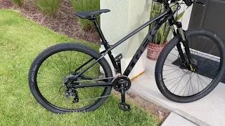 2021 Trek Marlin 5 | 29er Hardtail | Trek Black Lithium Grey