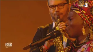 Angélique Kidjo chante le Boléro de Ravel dans Le Grand échiquier