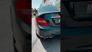 ИЗ 1.8 СДЕЛАЛИ 6.2💣 БОМБОВЫЙ ЗВУК для Mercedes C180 #shorts #exhaust #tuning #mercedes #amg #w204